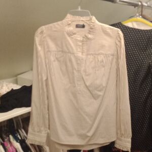 Vineyard Vines Cream Striped Button Down Shirt Medium